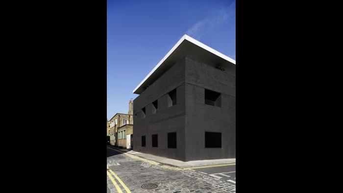 Dirty House, London, UK, 2002. © Ed Sumner, Courtesy of Adjaye Associates.