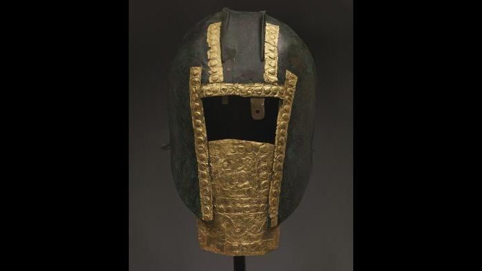 Helmet (Archaeological Museum of Pella)