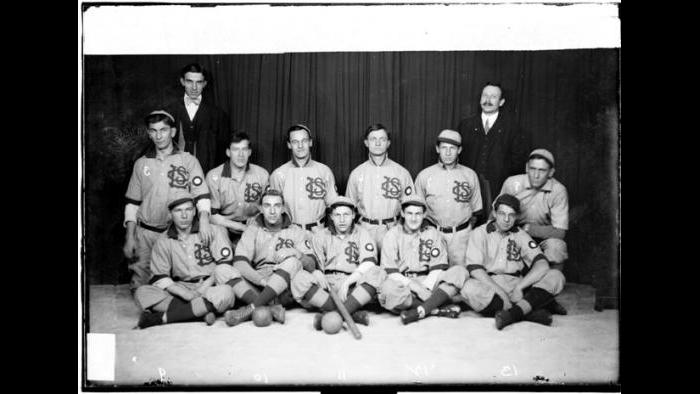 Logan Squares, 1909