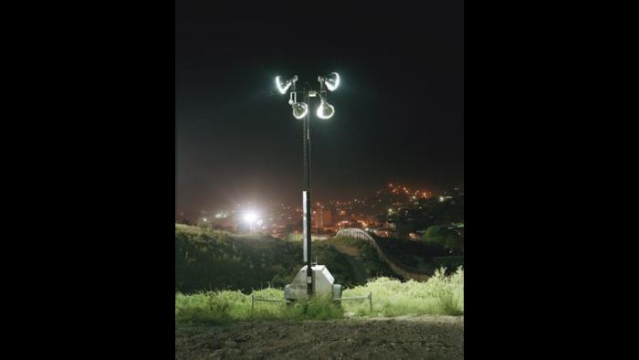 Simon Norfolk, Mercury Halide: Pa' Una Ciudad Del Norte, from the "Arizona/Mexico: Soy Una Raya En El Mar" series, 2006