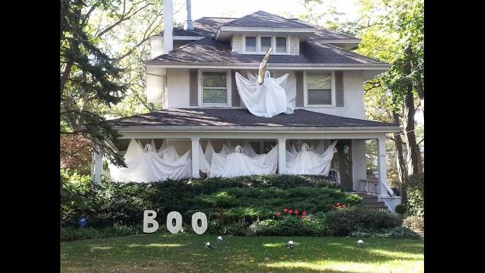 This spooky house is located in Western Springs. (Sean Keenehan)