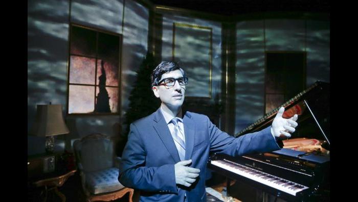 Hershey Felder as Irving Berlin. (Courtesy of Eighty-Eight Entertainment)