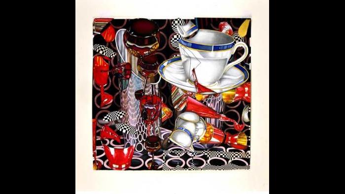 Jeanette Pasin Sloan, Teapot Small. (Courtesy Jeanette Pasin Sloan)