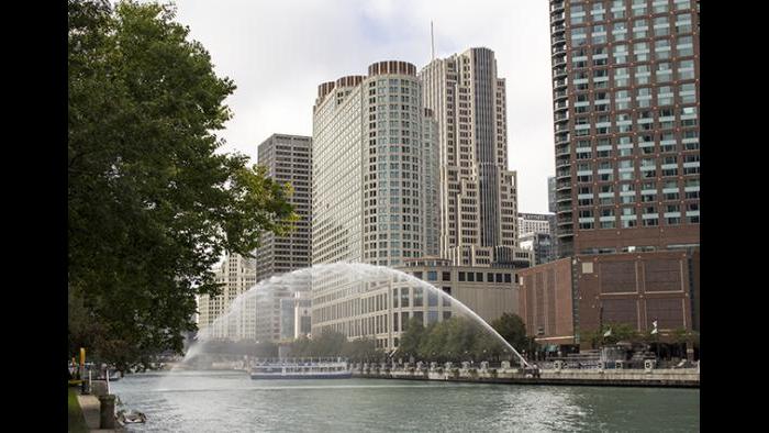 Centennial Fountain (Credit: Julia Thiel)