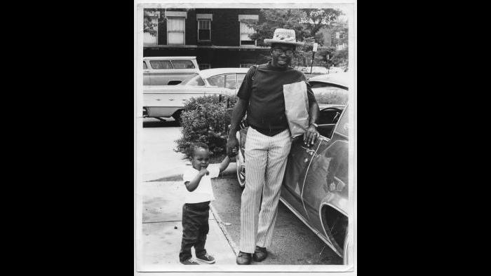 Curtis and Todd Mayfield, Chicago 1968. (Courtesy the author’s collection)
