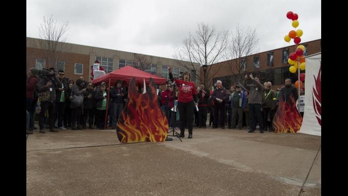 American Federation of Teachers President Randi Weingarten speaks at the rally at Northeastern Illinois University. (Tricia Wood)