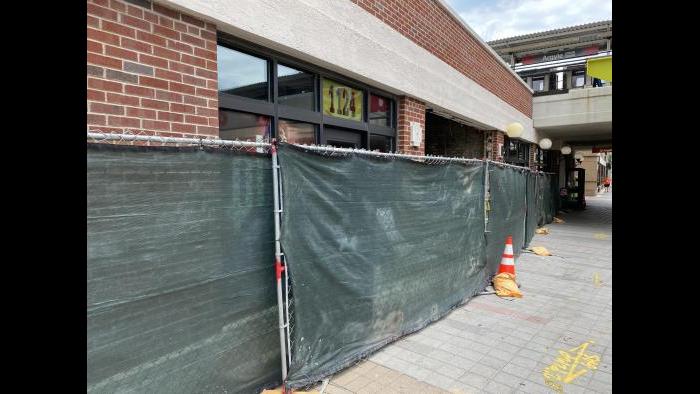 A temporary CTA station at Argyle is under construction on Saturday, July 11, 2020. (Nick Blumberg / WTTW News)