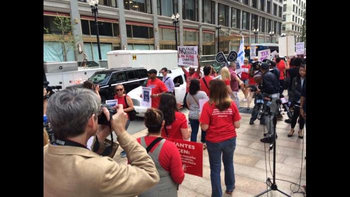 Dueling rallies outside CPS district headquarters in the Loop.