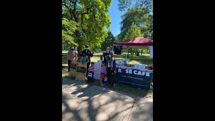 A book drive in Palmer Park in the Roseland community took place on Saturday, Sept. 19, 2020. (Courtesy Iesha Malone)