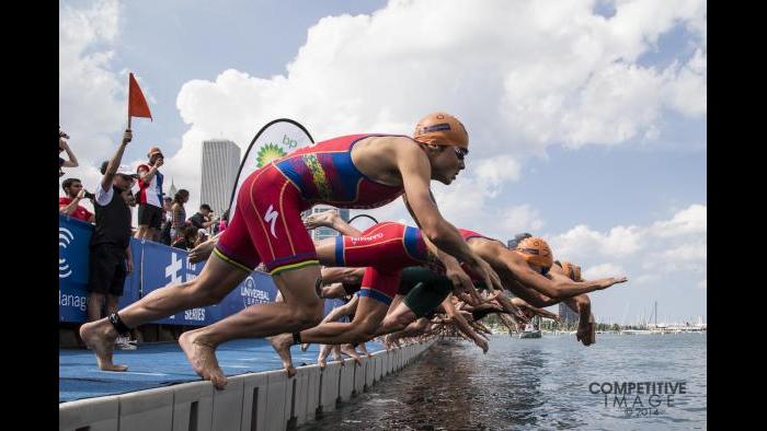 2014 ITU World Triathlon Chicago (Competitive Image)