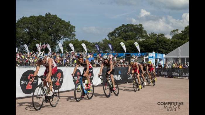 2014 ITU World Triathlon Chicago (Competitive Image)