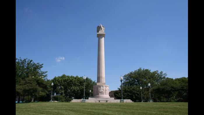 Illinois Centennial Memorial Column, 1918 | Henry Bacon and Evelyn B. Longman 