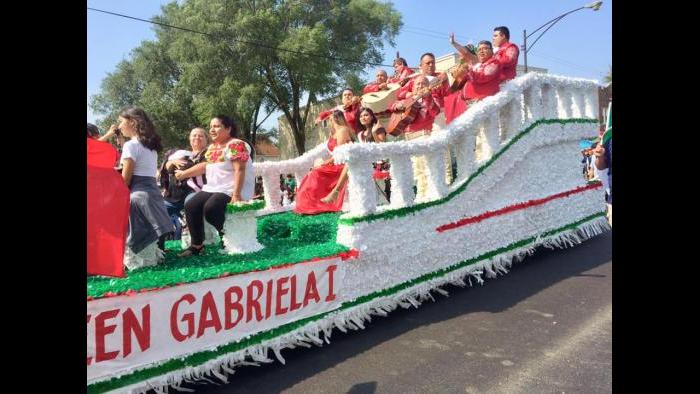 The Mexican Independence Day Parade in South Chicago. (Courtesy of the Mexican Patriotic Club)