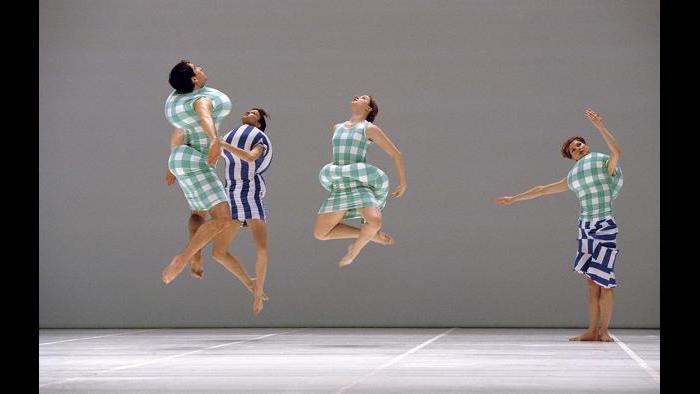 Dancers perform “Scenario” at l’Opera National de Paris-Palais Garnier, January 1998. (Jacques Moatti)