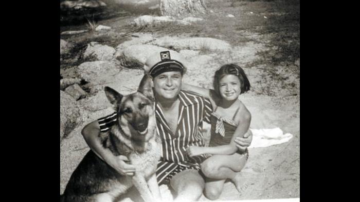 Norman Lear and daughter on beach (Courtesy of Norman Lear)