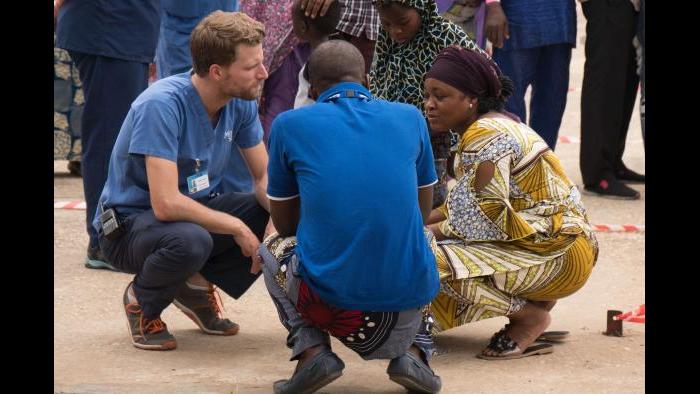 Nate Claus, left (© Mercy Ships)