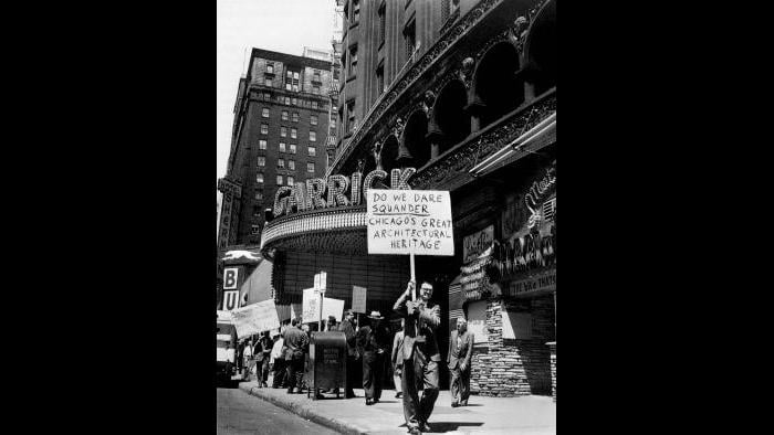 Nickel and friends marched several times in front of the Garrick, prompting Mayor Daley to call a meeting to discuss the fate of the building. (Courtesy the Richard Nickel Archive/ Ryerson and Burnham Archives/ The Art Institute of Chicago)