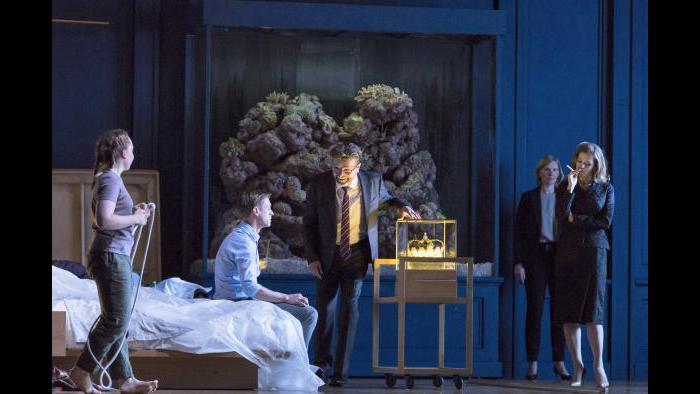 “Lessons in Love and Violence” (ROH. Photo by Stephen Cummiskey)