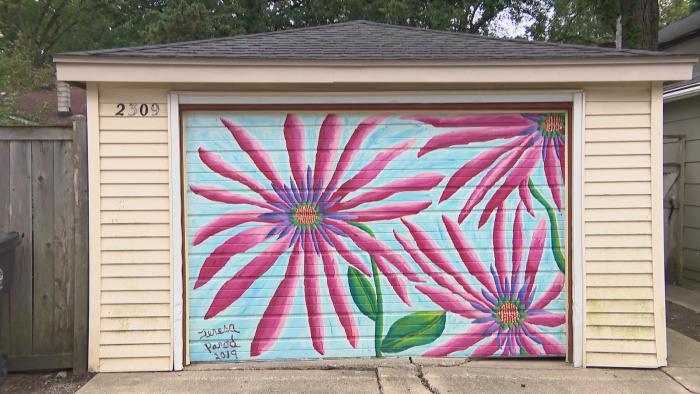 A finished mural by Teresa Parod. (WTTW News)