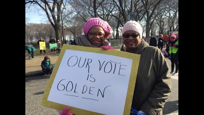 Linda Walker of Chicago and Beverly Foy of Elgin (Amanda Vinicky / Chicago Tonight)