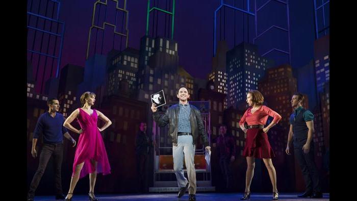 Santino Fontana, center, in “Tootsie.” Also pictured, from left: Drew King, Leslie Donna Flesner, Sissy Bell and John Arthur Greene. (Photo by Julieta Cervantes)