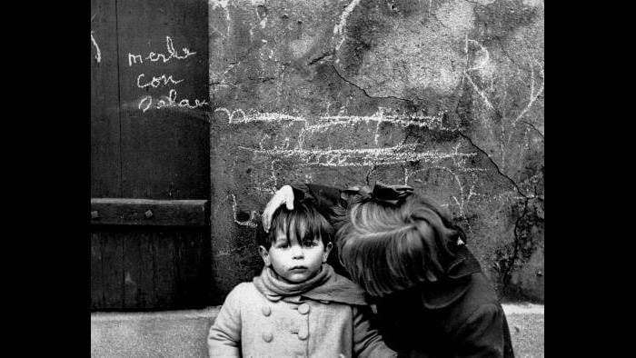 (© Sabine Weiss / Courtesy Stephen Daiter Gallery, Chicago)