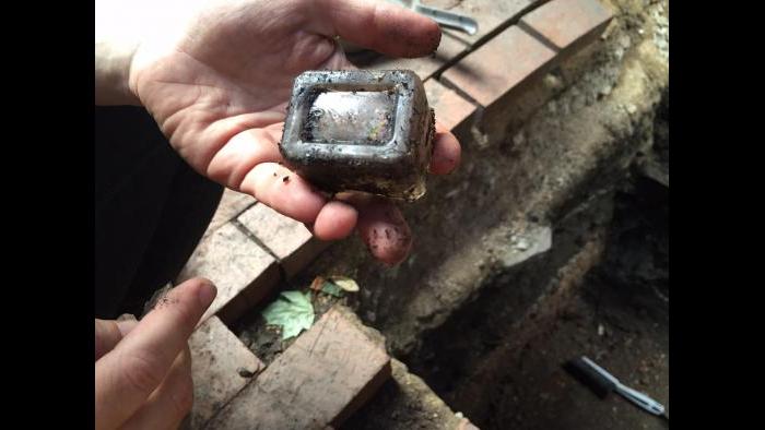 Items recovered during an archaeology dig at the Charnley-Persky House. (Photo by Eddie Arruza)
