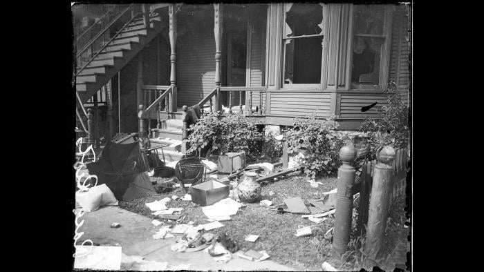 A home destroyed by the riots. (Courtesy Chicago History Museum)