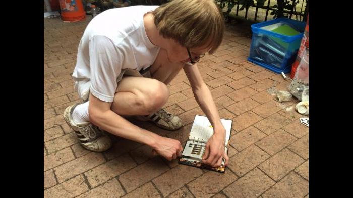 Lake Forest College archaeology students at the Charnley-Persky House. (Photo by Eddie Arruza)