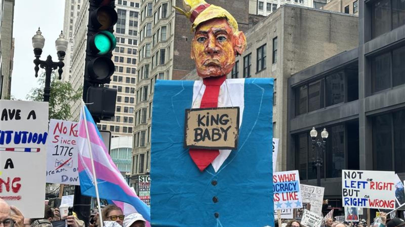 Thousands of protesters gather in Daley Plaza for a “No Kings” protest on Saturday, June 14, 2025. (Abena Bediako / WTTW News)