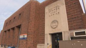 The Pilsen post office at 1859 S. Ashland Ave., Chicago. (WTTW News) The Pilsen post office at 1859 S. Ashland Ave., Chicago. (WTTW News)
