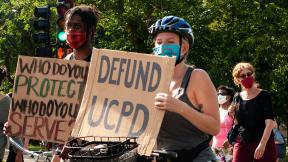 Activists in support of defunding the University of Chicago Police Department participate in a march on Saturday, Aug. 29, 2020. (Grace Del Vecchio / WTTW News) Activists in support of defunding the University of Chicago Police Department participate in a march on Saturday, Aug. 29, 2020. (Grace Del Vecchio / WTTW News)